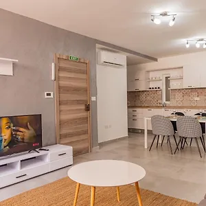 fancy-modern-apt-sliema-w-2br.hotelssaintjulians.com/